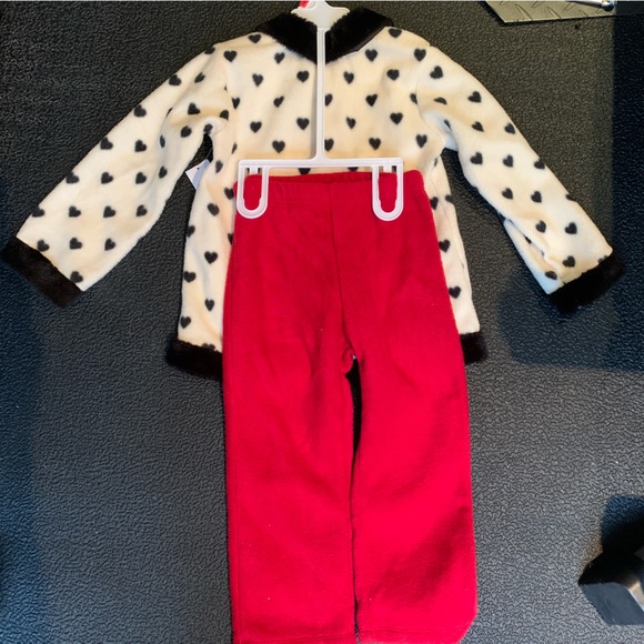 Toddler Outfit for the Holidays - Picture 2 of 3